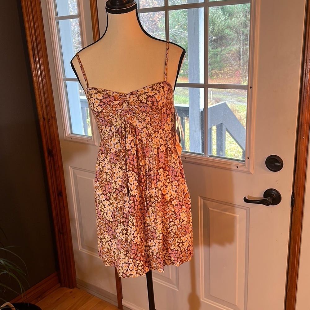 BNWT Billabong Romper